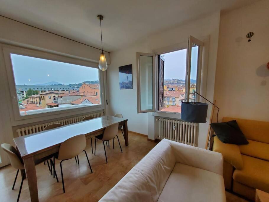 "La Me Ca" Intero Appartamento In Centro Con Vista Sui Colli Bergamo Exterior foto